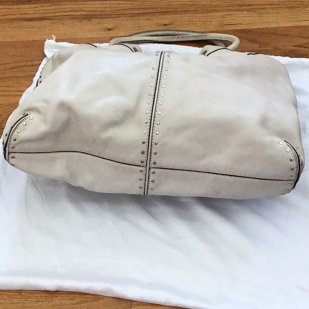 Tote